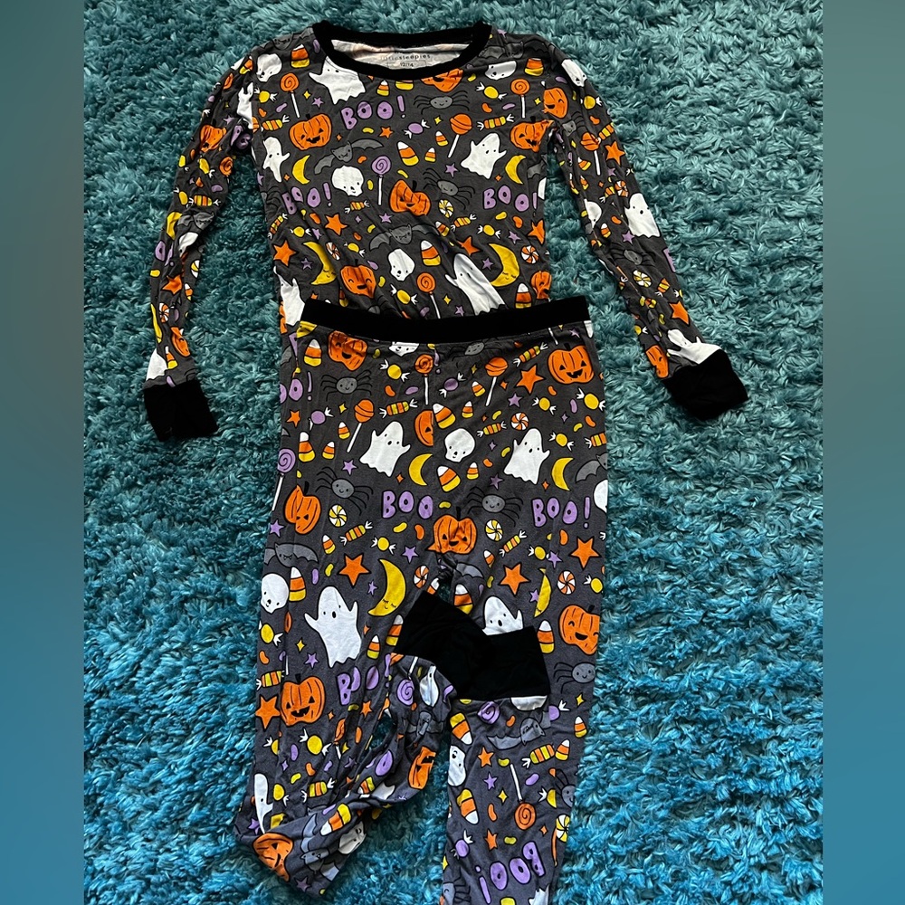 Little Sleepies Halloween Boo Pajama Set - Black and Orange